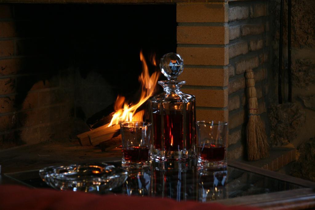 Pigi Tarlampa Hotel Ано-Трикала Номер фото